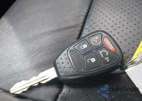 2010 Jeep Liberty Limited z USA, uszkodzony, nr VIN 1J4PN5GK3AW150858